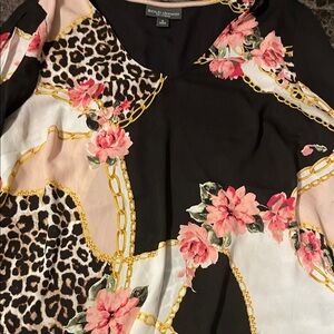 BOLD elements Black Top with Pink Floral and Leopard Print